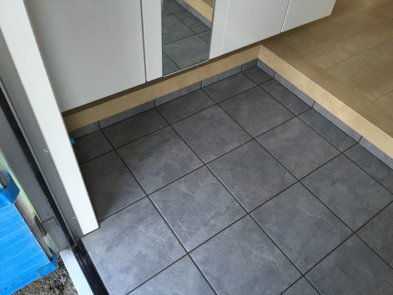 ���� �J�[�|�[�g �G�N�X�e���A ���� ����