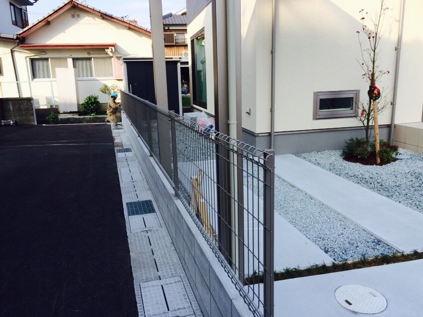 ���� �J�[�|�[�g �G�N�X�e���A ���� ����