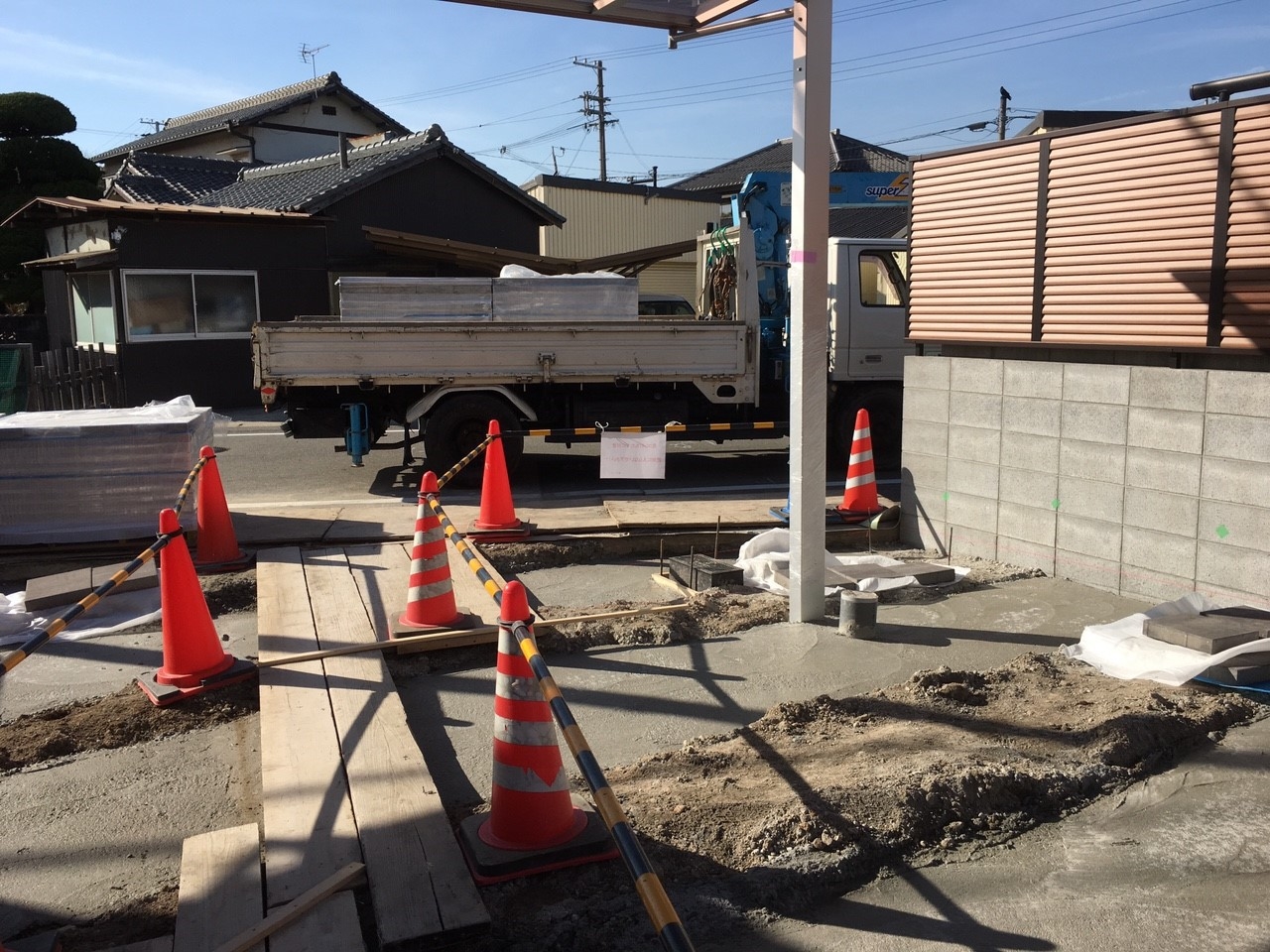 ���� �J�[�|�[�g �G�N�X�e���A ���� ����