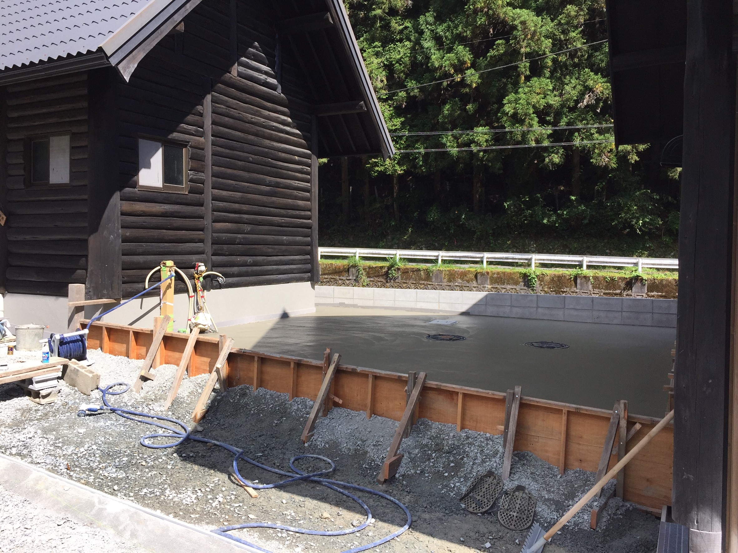 ���� �J�[�|�[�g �G�N�X�e���A ���� ����