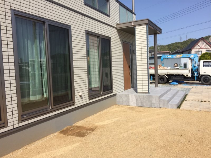 ���� �J�[�|�[�g �G�N�X�e���A ���� ����