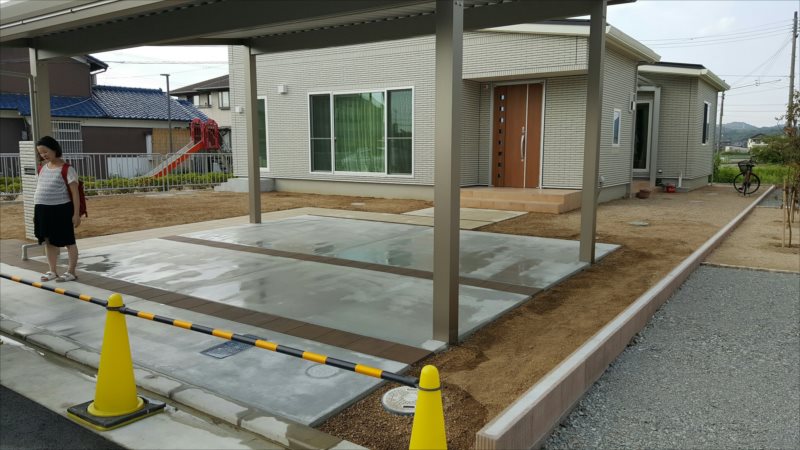 ���� �J�[�|�[�g �G�N�X�e���A ���� ����