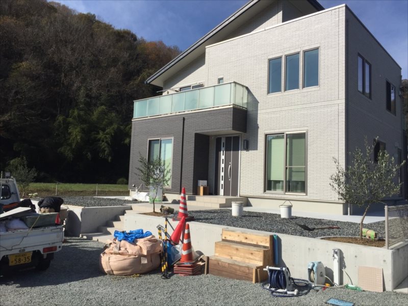 ���� �J�[�|�[�g �G�N�X�e���A ���� ����